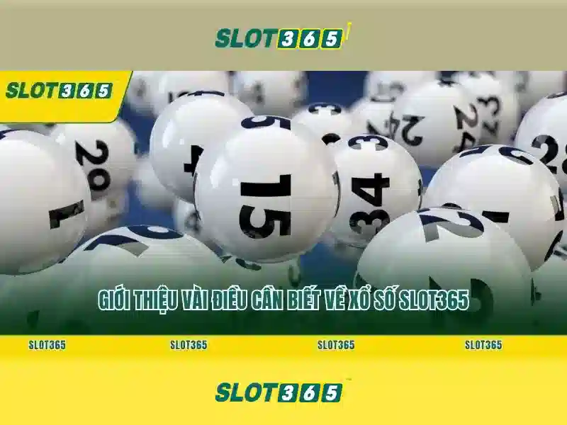 Hình ảnh trận đấu đá gà cựa sắt kịch tính tại đấu trường